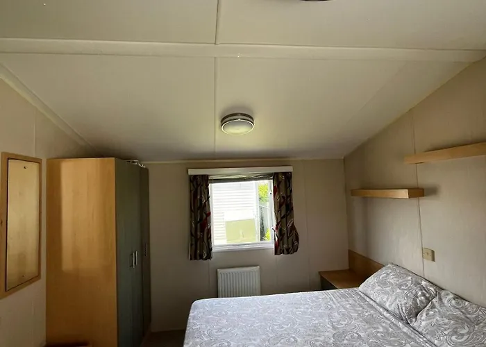 Seaview Holiday Rentals - Seawall